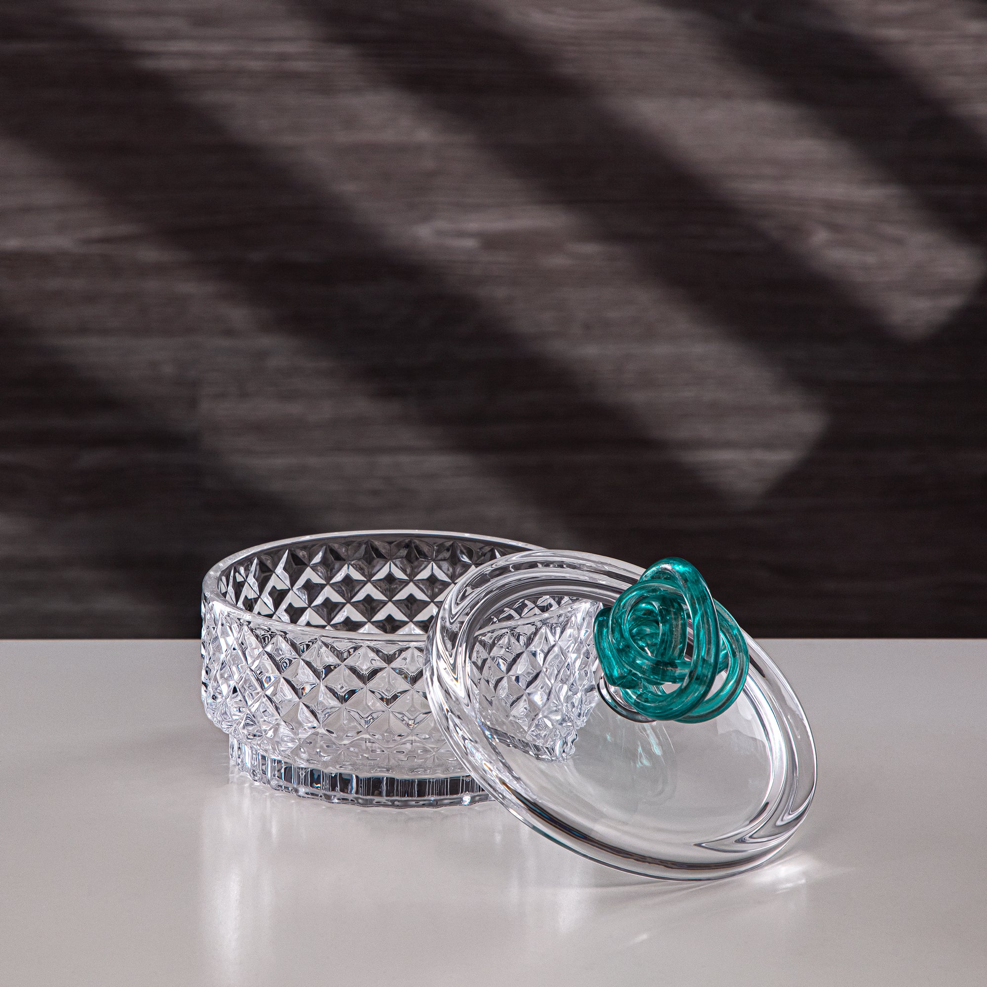 Almarjan Candy Bowl 15cm Glass Clear with Turquoise Knot