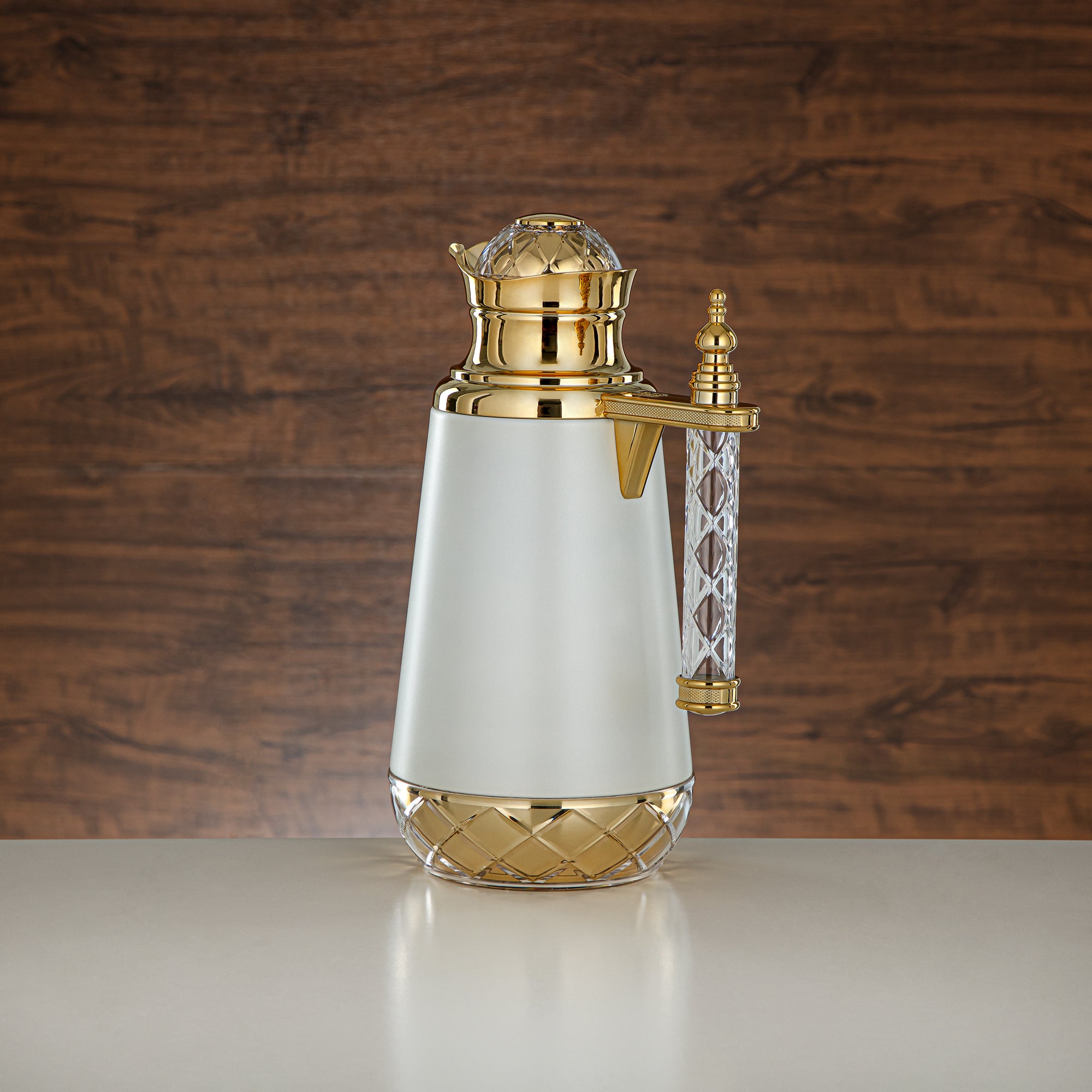 ألمرجان طقم ترامس، زر ضغط، مقبض أكريليك - 0.7 لتر + 1 لتر، أبيض وذهبي (CBY+CBZ-WCG) - كلاسيك ترامس