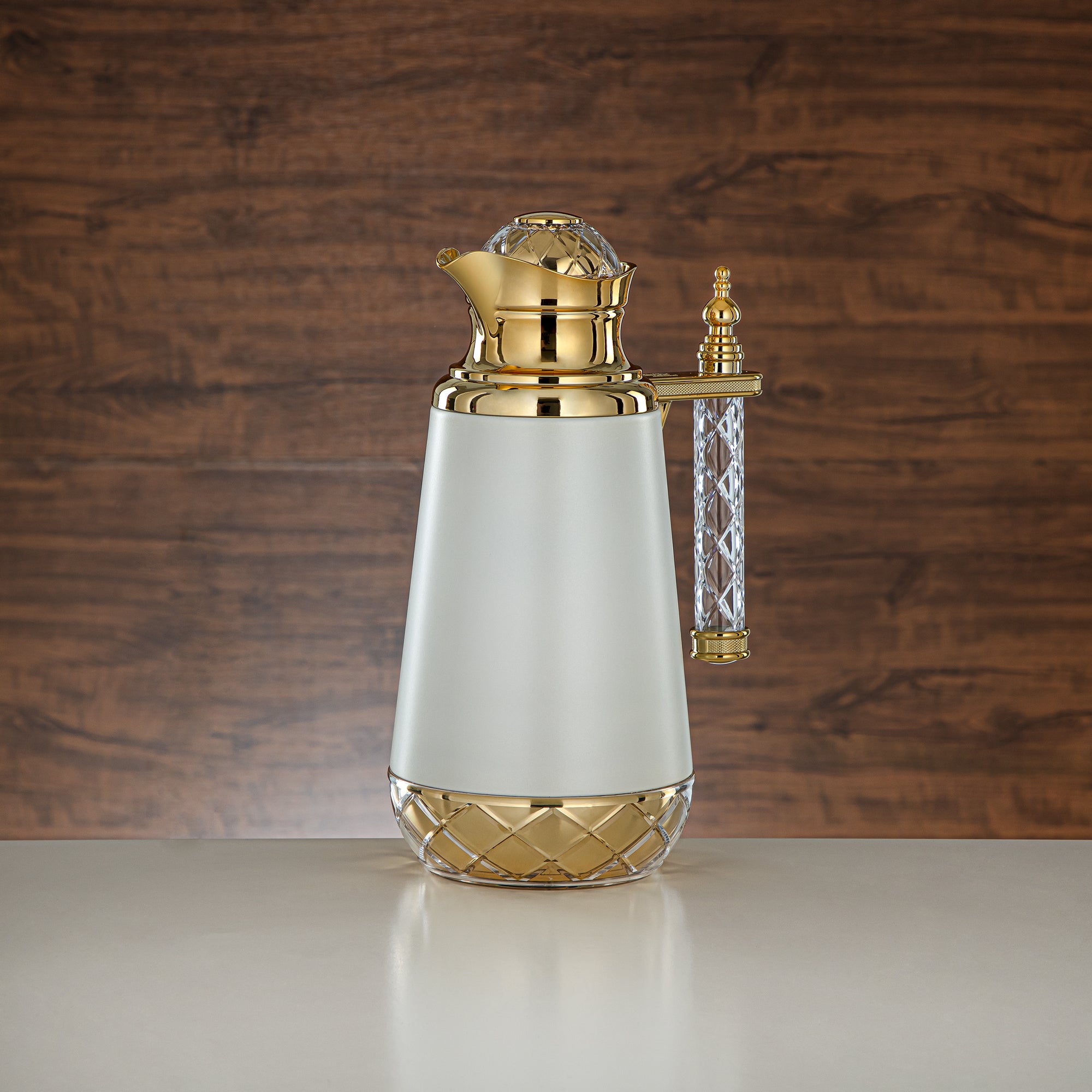 ألمرجان طقم ترامس، زر ضغط، مقبض أكريليك - 0.7 لتر + 1 لتر، أبيض وذهبي (CBY+CBZ-WCG) - كلاسيك ترامس