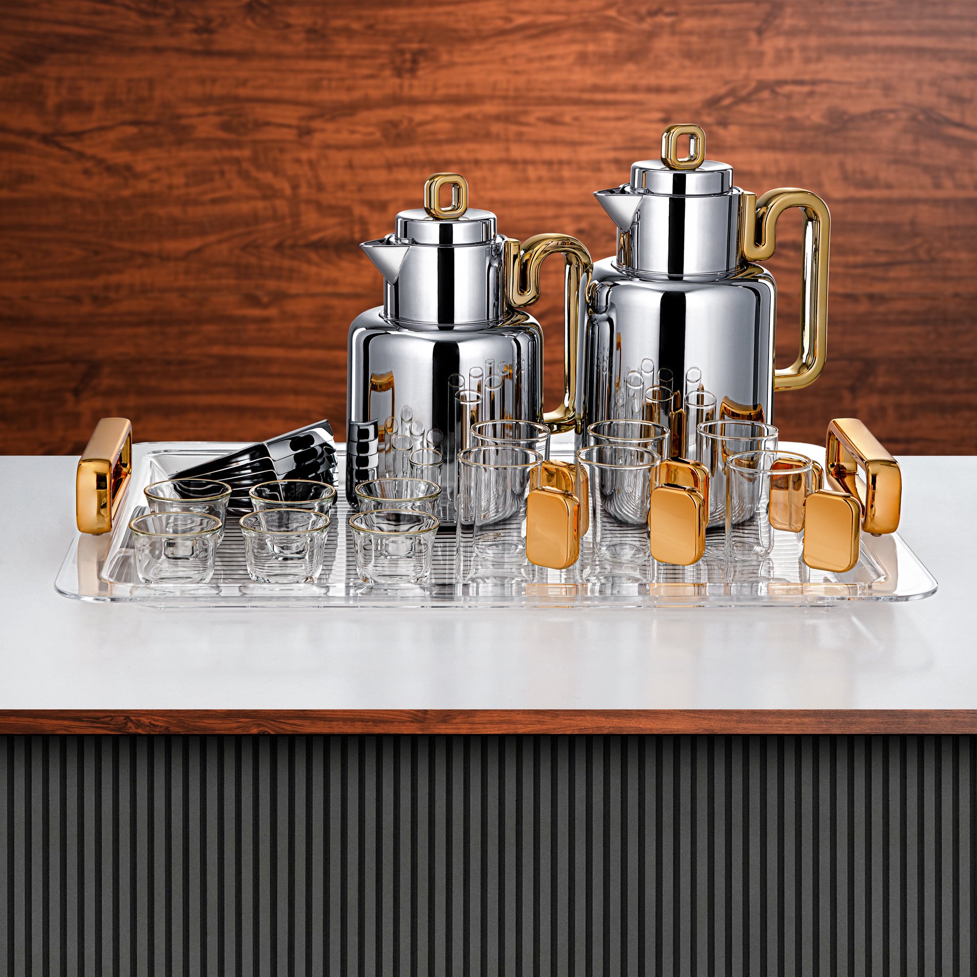 Almarjan Vacuum flask Set 0.5 liter & 1 liter silver & gold (FG815-21 C/G)