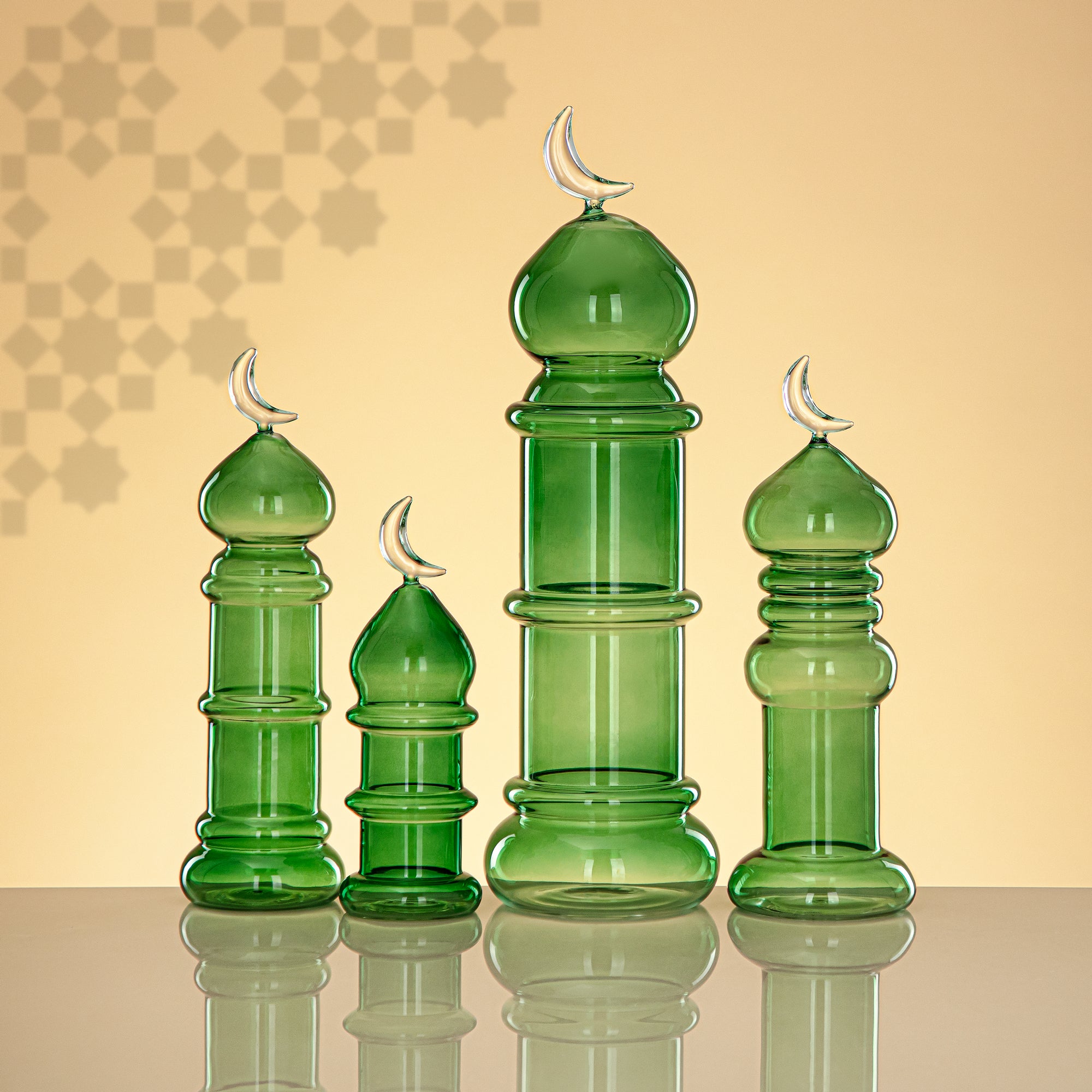 Almarjan Minaret Table Decoration 24cm x 7cm Transparent Green with Clear Crescent Moon – Noor Al Layali
