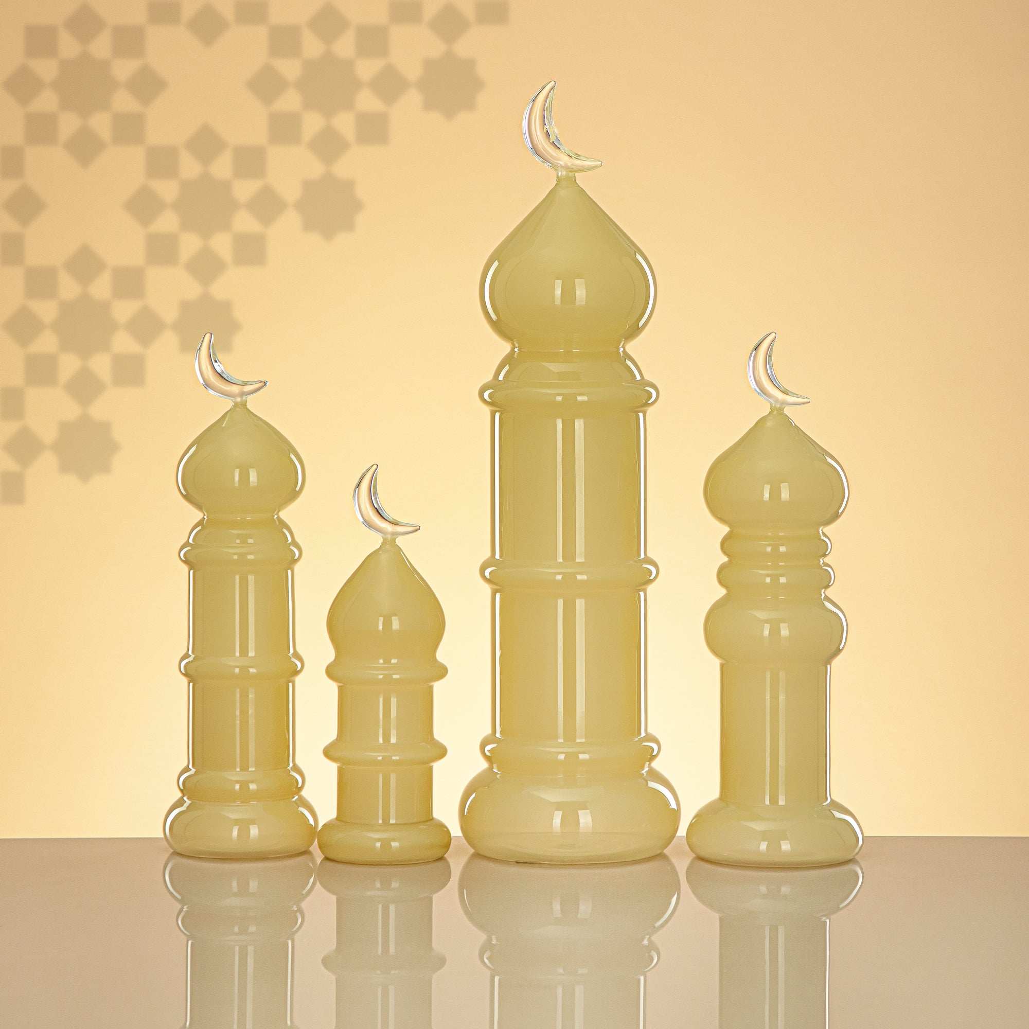 Almarjan Minaret Table Decoration 16.5cm x 6cm Ivory with Clear Crescent Moon – Noor Al Layali