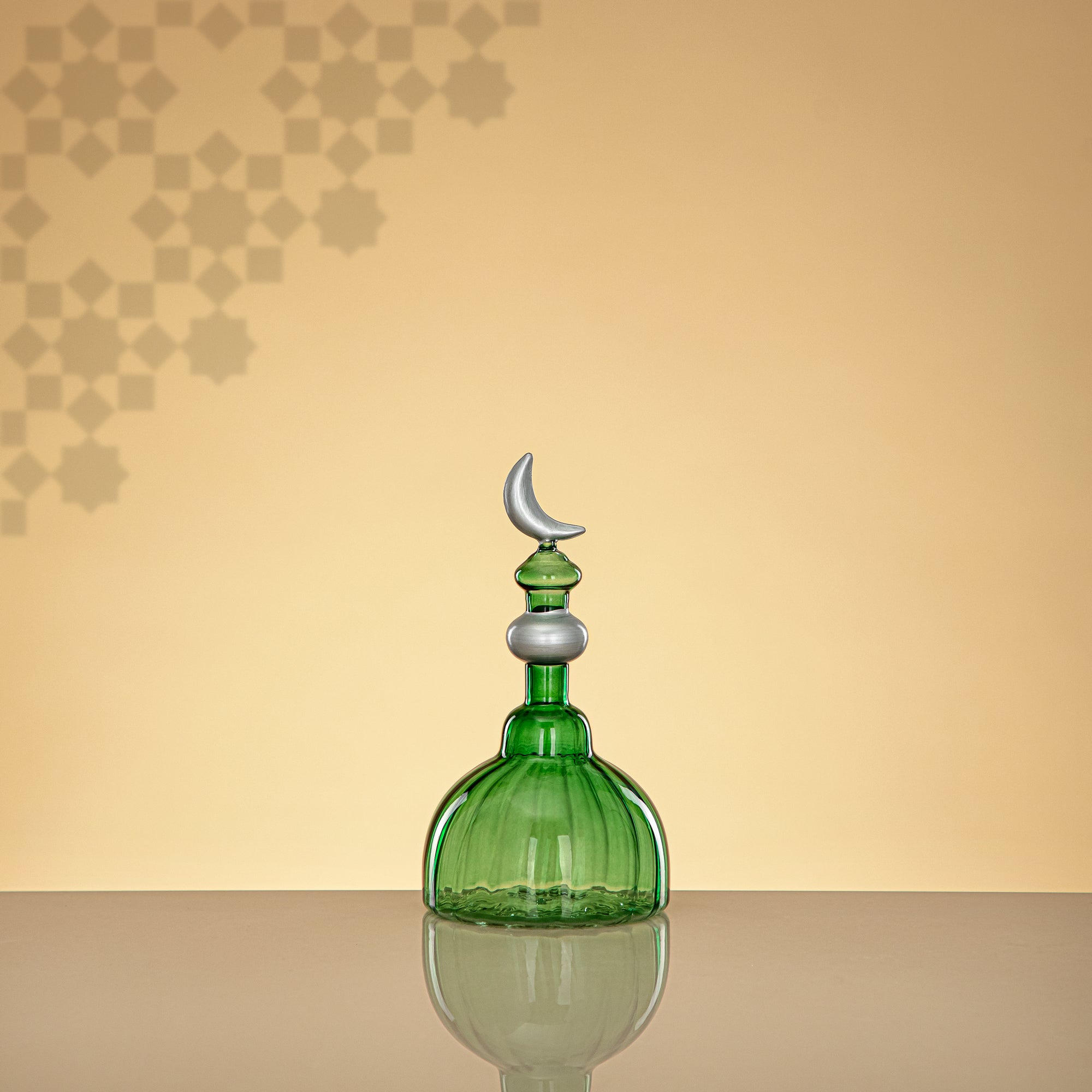 Almarjan Minaret Table Decoration 17cm x 9cm Transparent Green with Silver Lines & Crescent Moon – Noor Al Layali