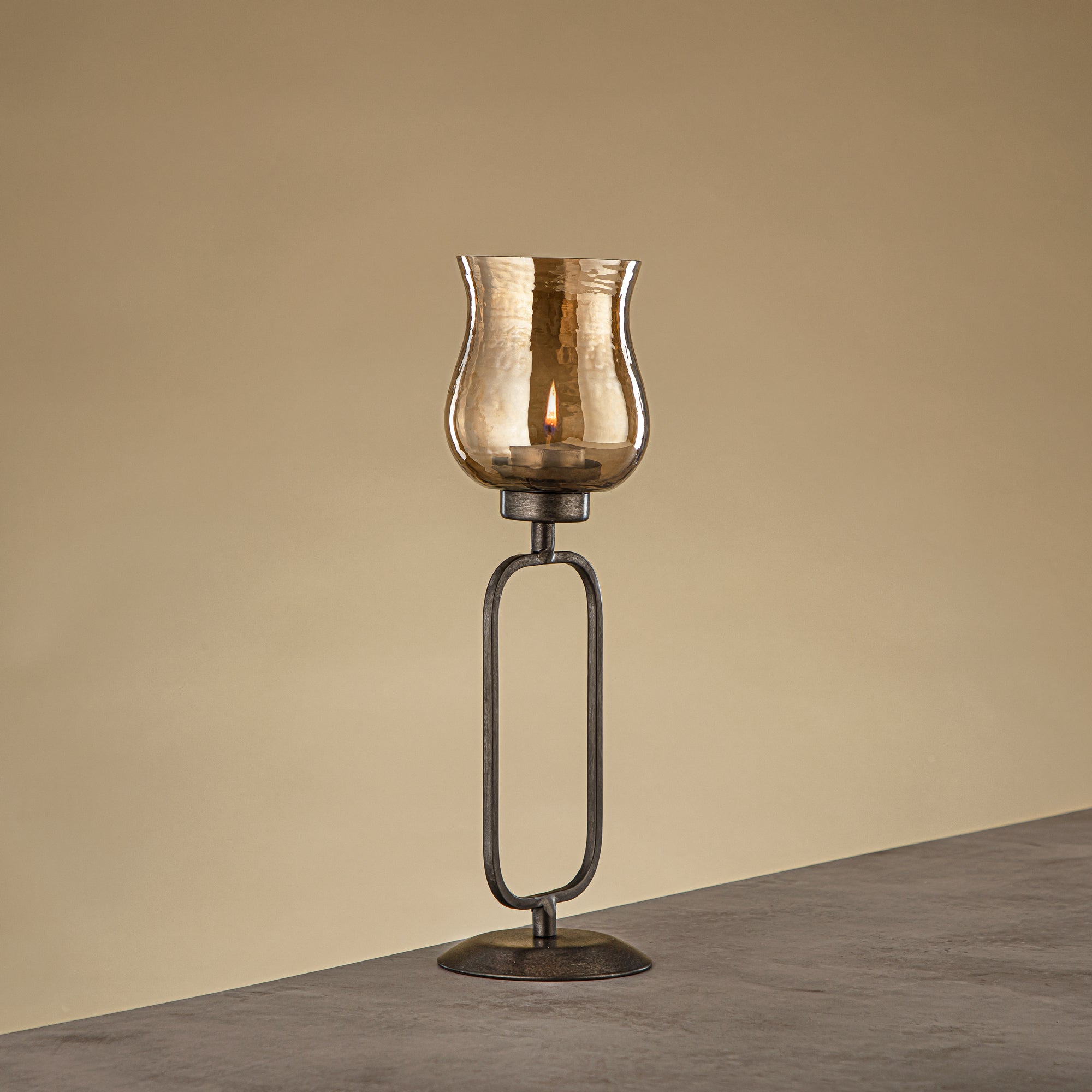 Almarjan Elemental Votive Holder Hammered Copper Brown Glass 11x11x36 CM Vintage Silver Stand (GMT2960010)