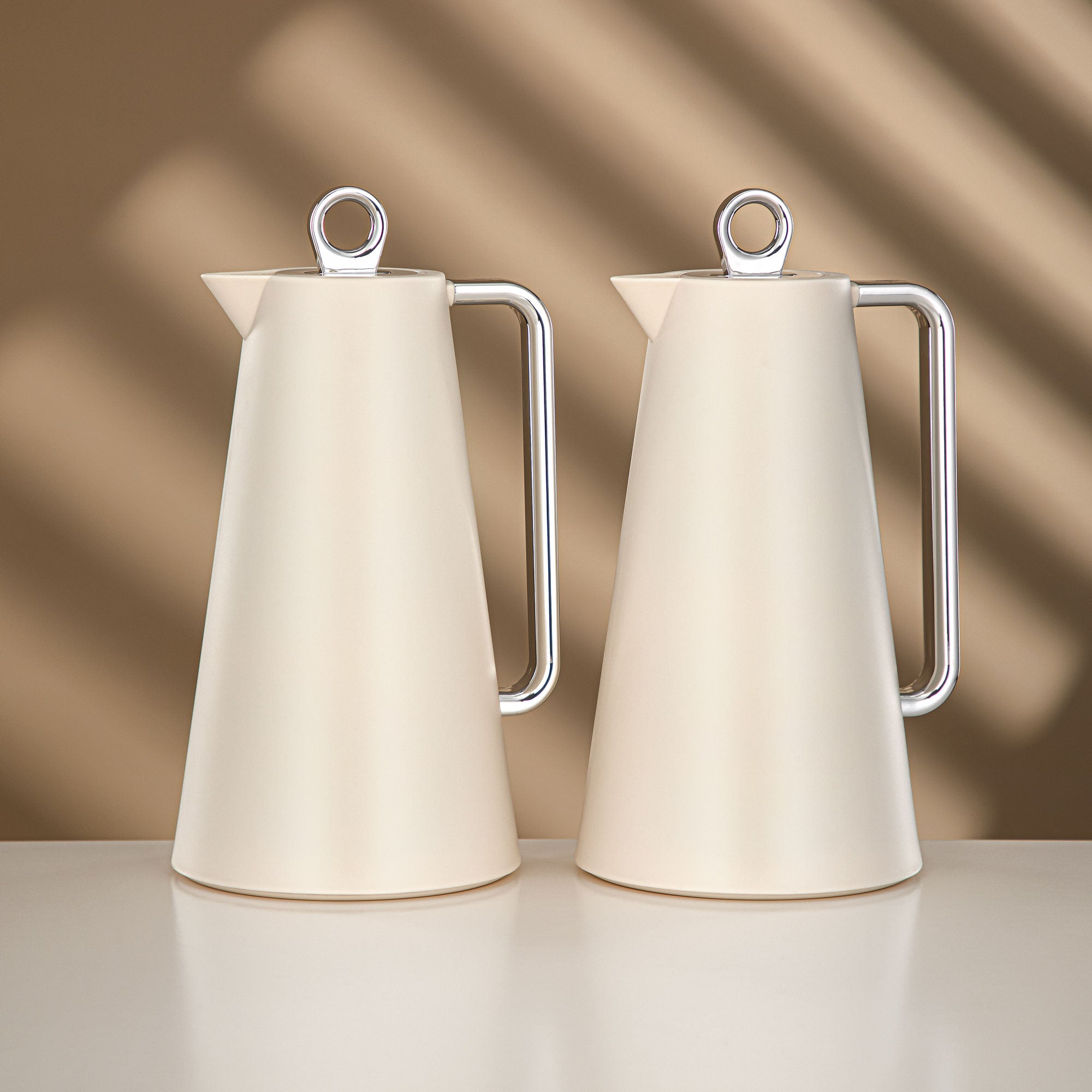 Almarjan Vacuum Flask Set Ivory & Silver