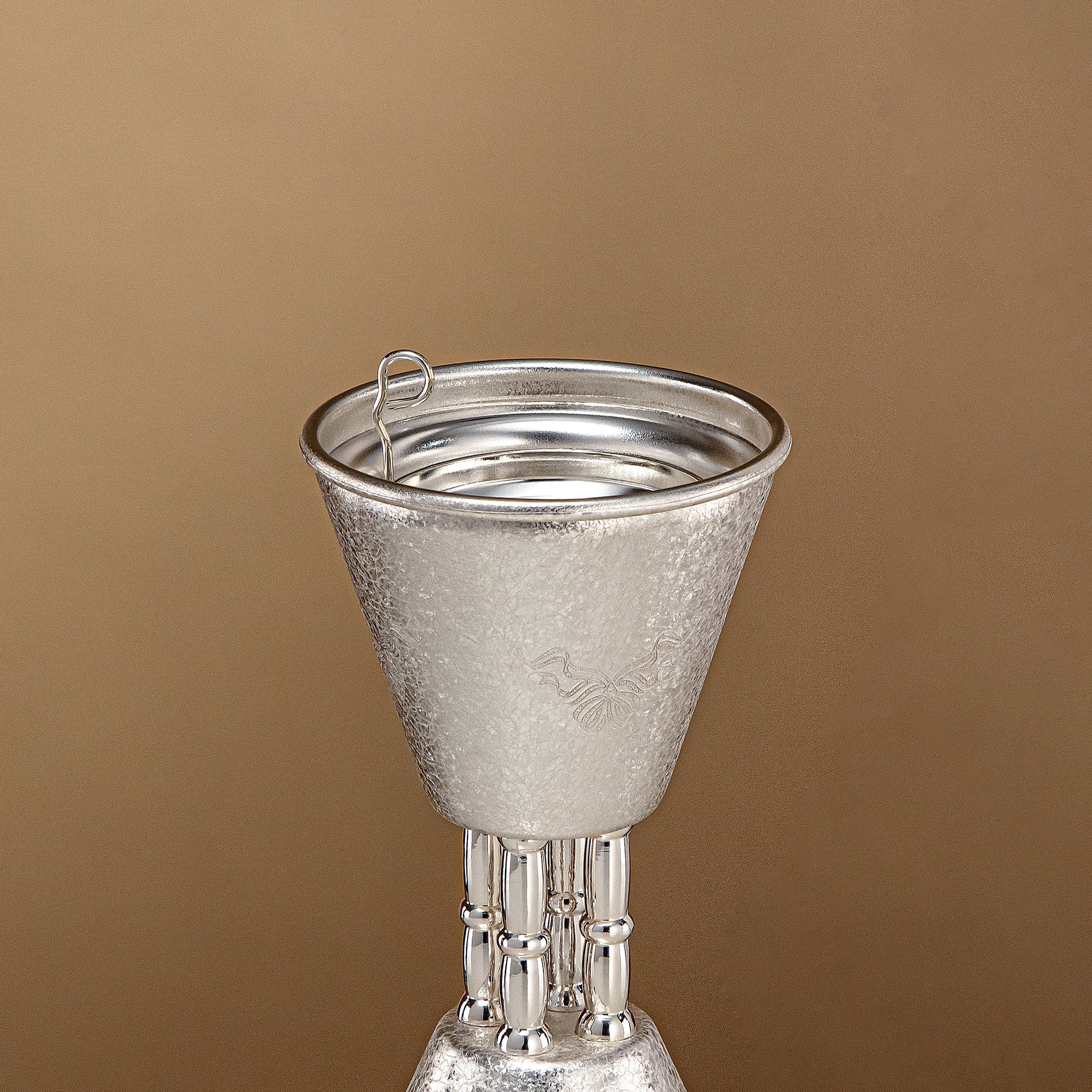 مبخرة المرجان فضية بتصميم متشقق 18 سم