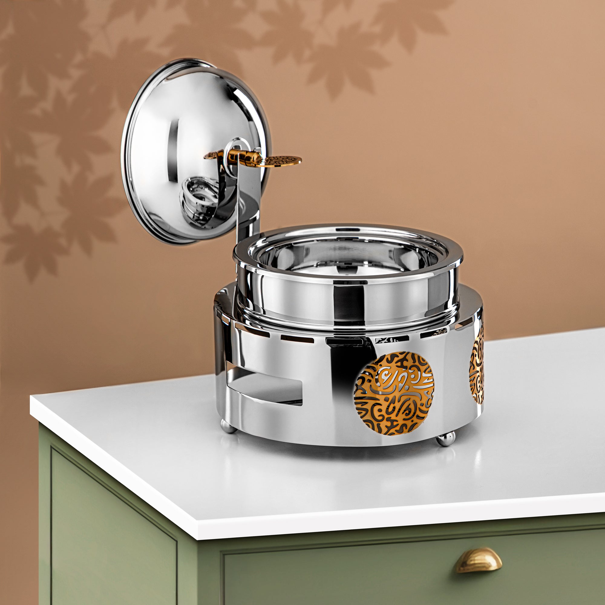 Almarjan Chafing Dish Stainless Steel 1.25L Silver & Gold (MD-3017) - Stylish Serveware