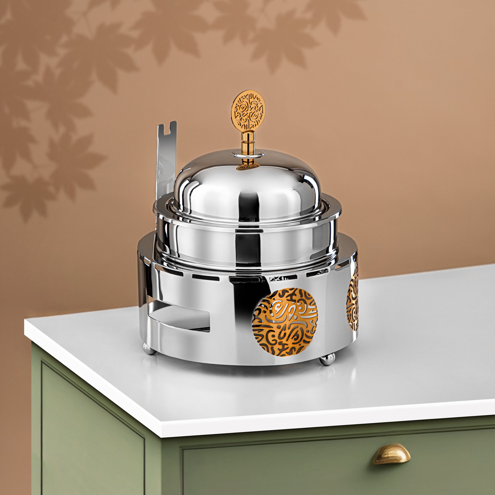 Almarjan Chafing Dish Stainless Steel 1.25L Silver & Gold (MD-3017) - Stylish Serveware