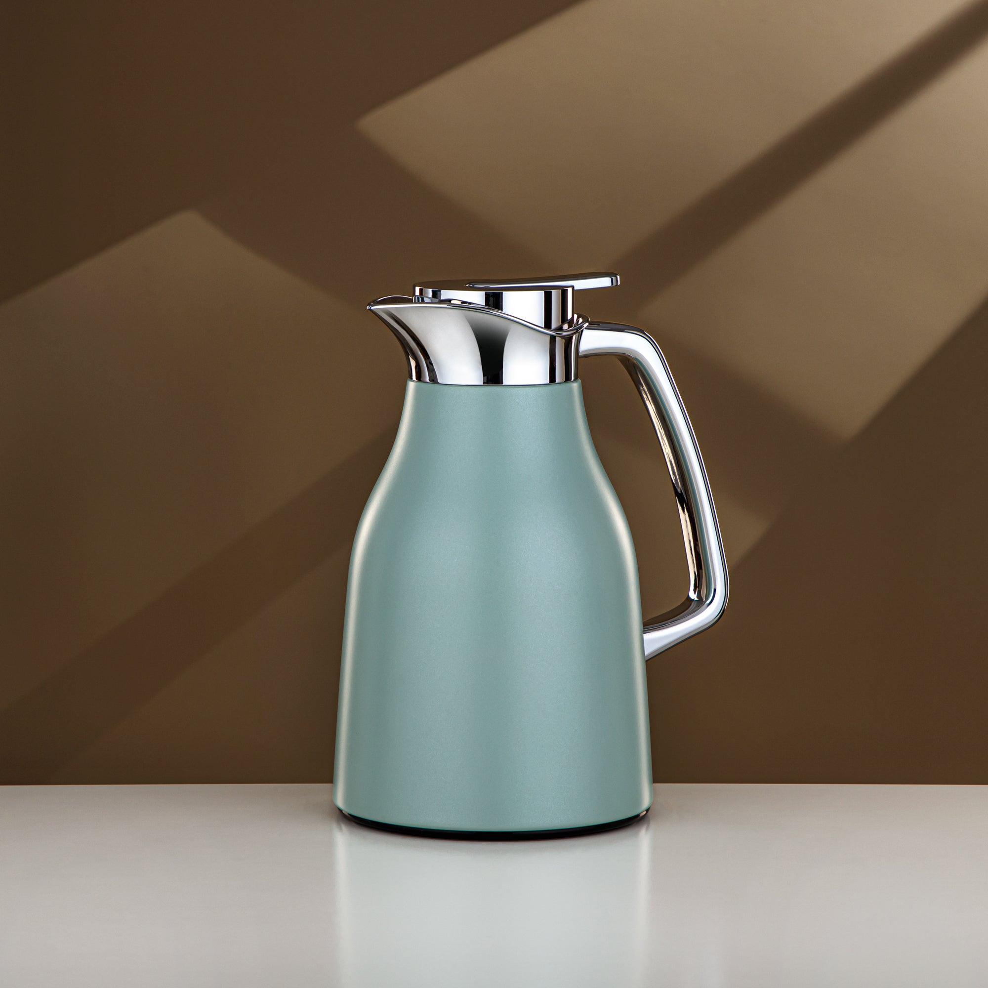 Almarjan Vacuum Flask Set Matt Green & Silver 0.7L + 1L (RGC-0700Q405YZC+1000Q405YZC) – Elegant Serving | Ramadan & Gatherings