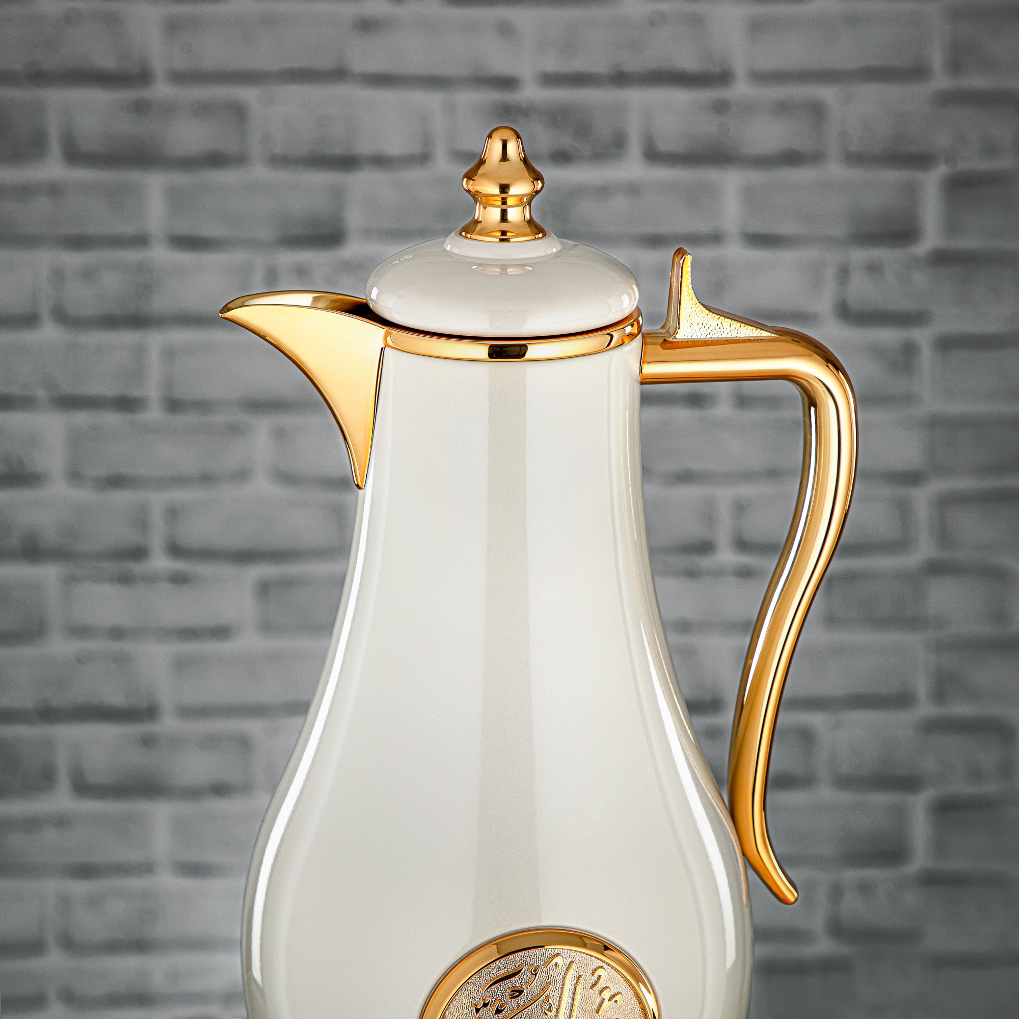 Almarjan Vacuum Flask Set, Push Button - 1L + 1L, Pearl White & Gold (SR-PWG) - Classic and Elegant