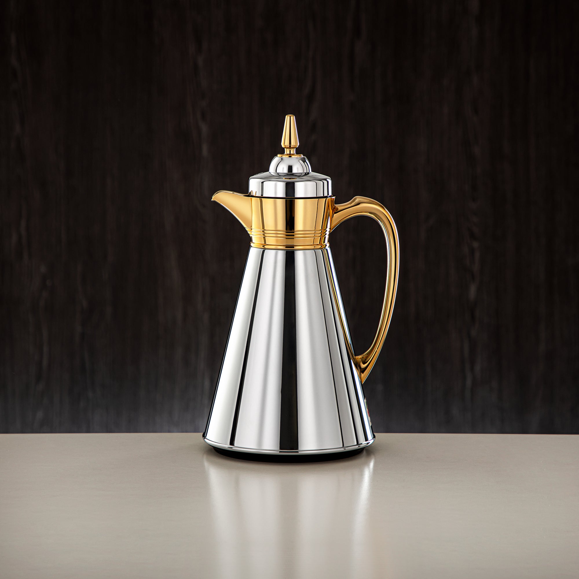 Almarjan Vacuum Flask Set, 0.7L + 1L, Silver & Gold (UBC-A0700/B1000 CC95) - Ramadan Serveware