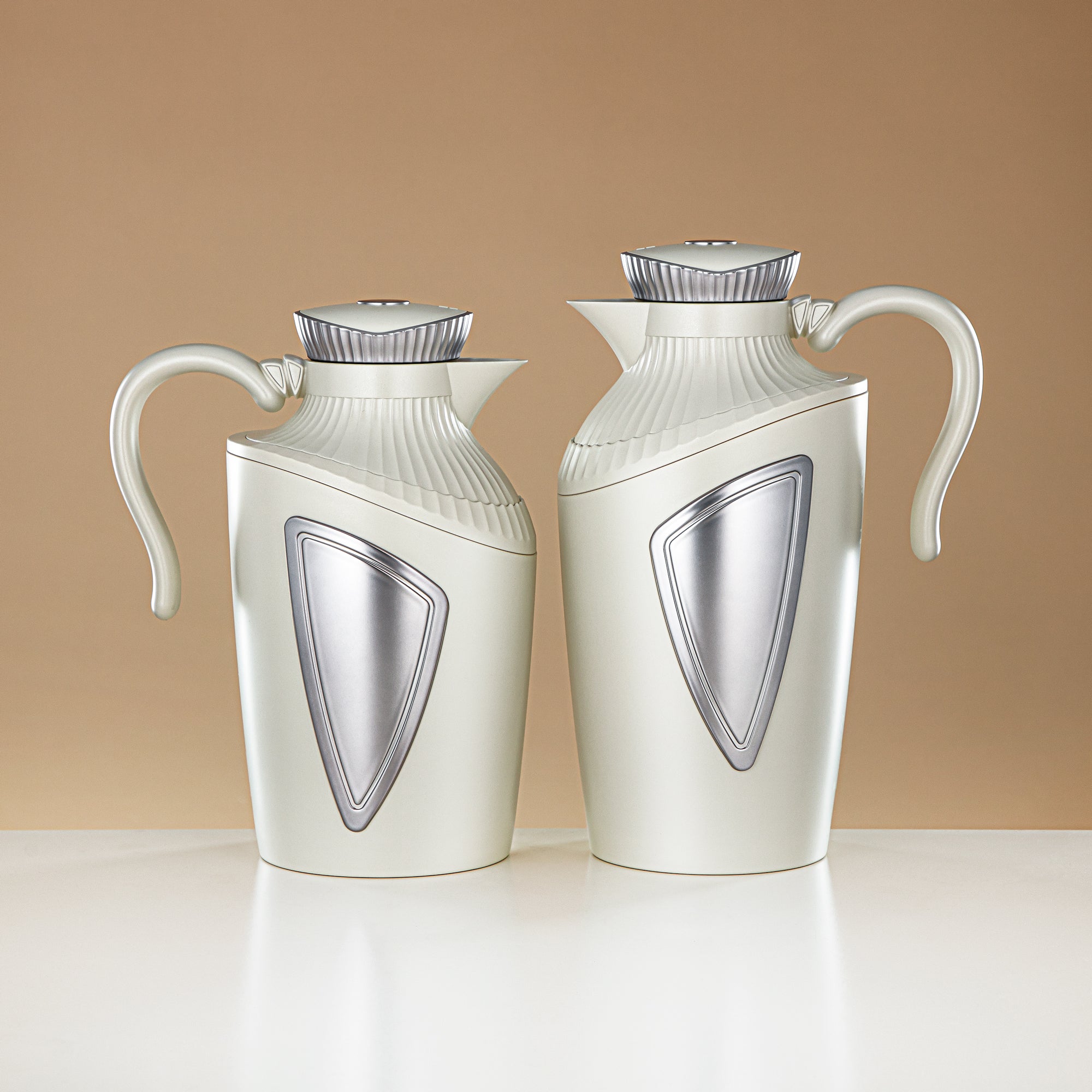 Almarjan 2 Pieces Vacuum Flask Set Matt White & Silver - UWP-0700/1000 Q330YZE23