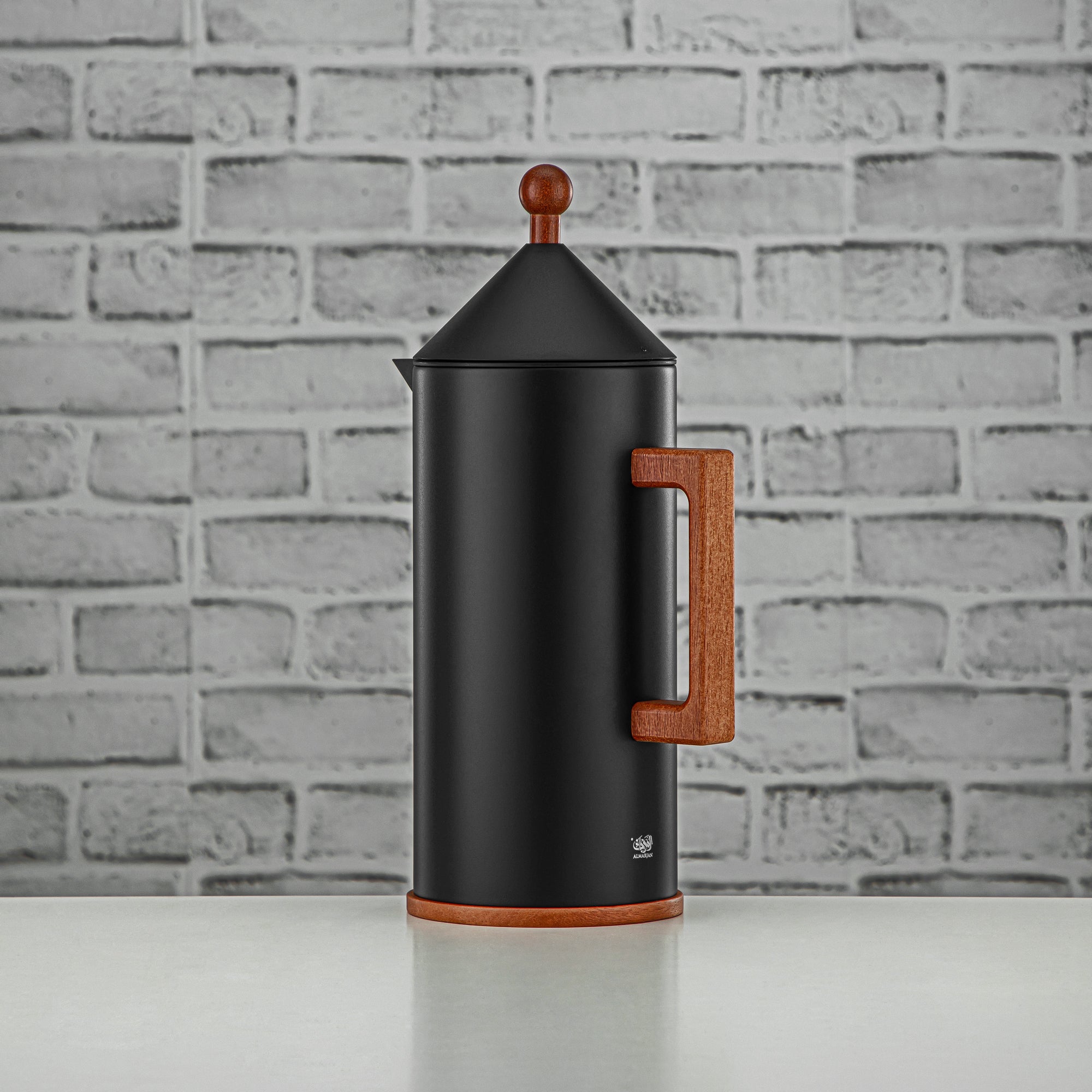 Almarjan Vacuum Flask Set Push Button 0.6L + 1L Black & Wood (VAF2950010) - Modern Vacuum Flask Set