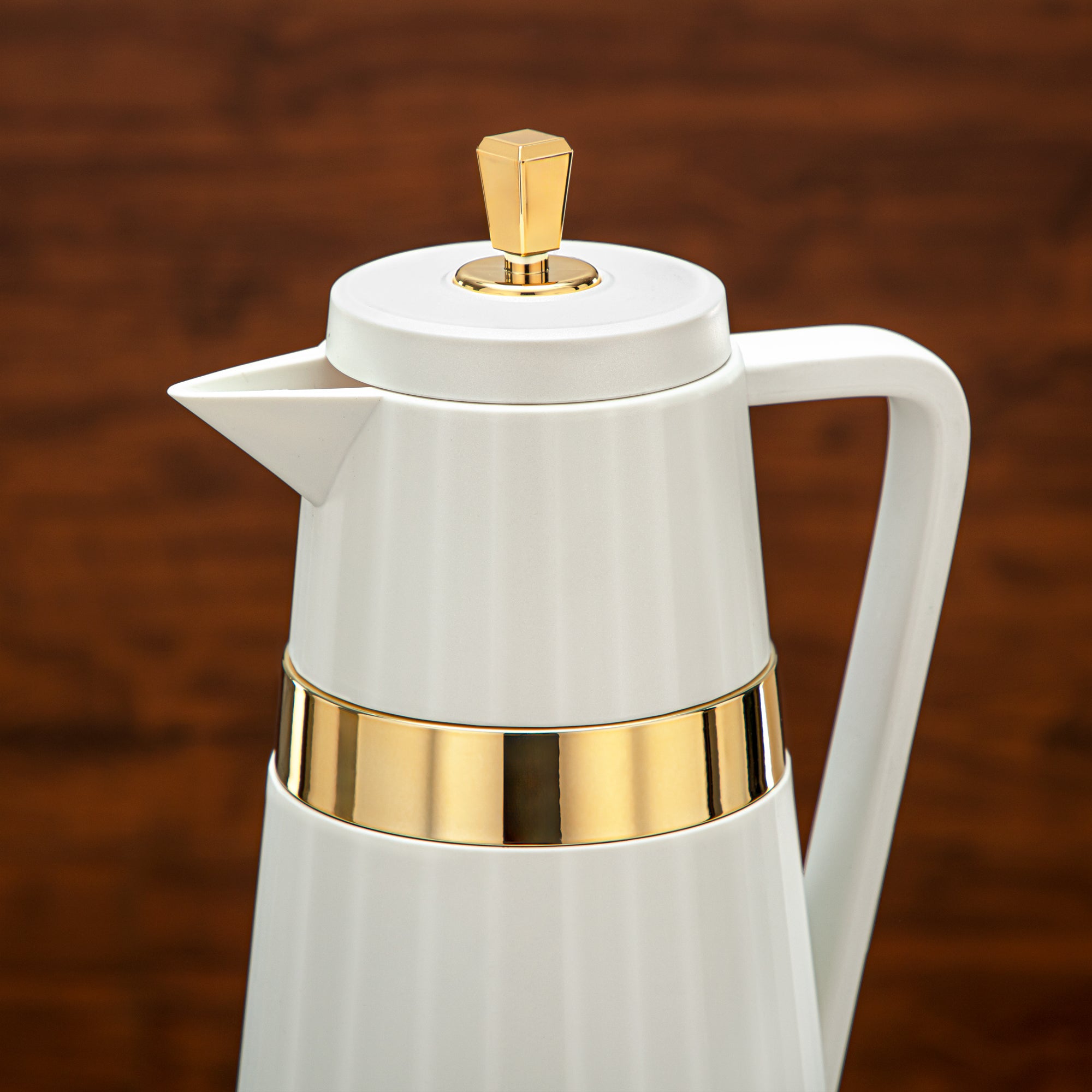 المرجان طقم ترامس قطعتان لون عاجي وذهبي - C77-IG