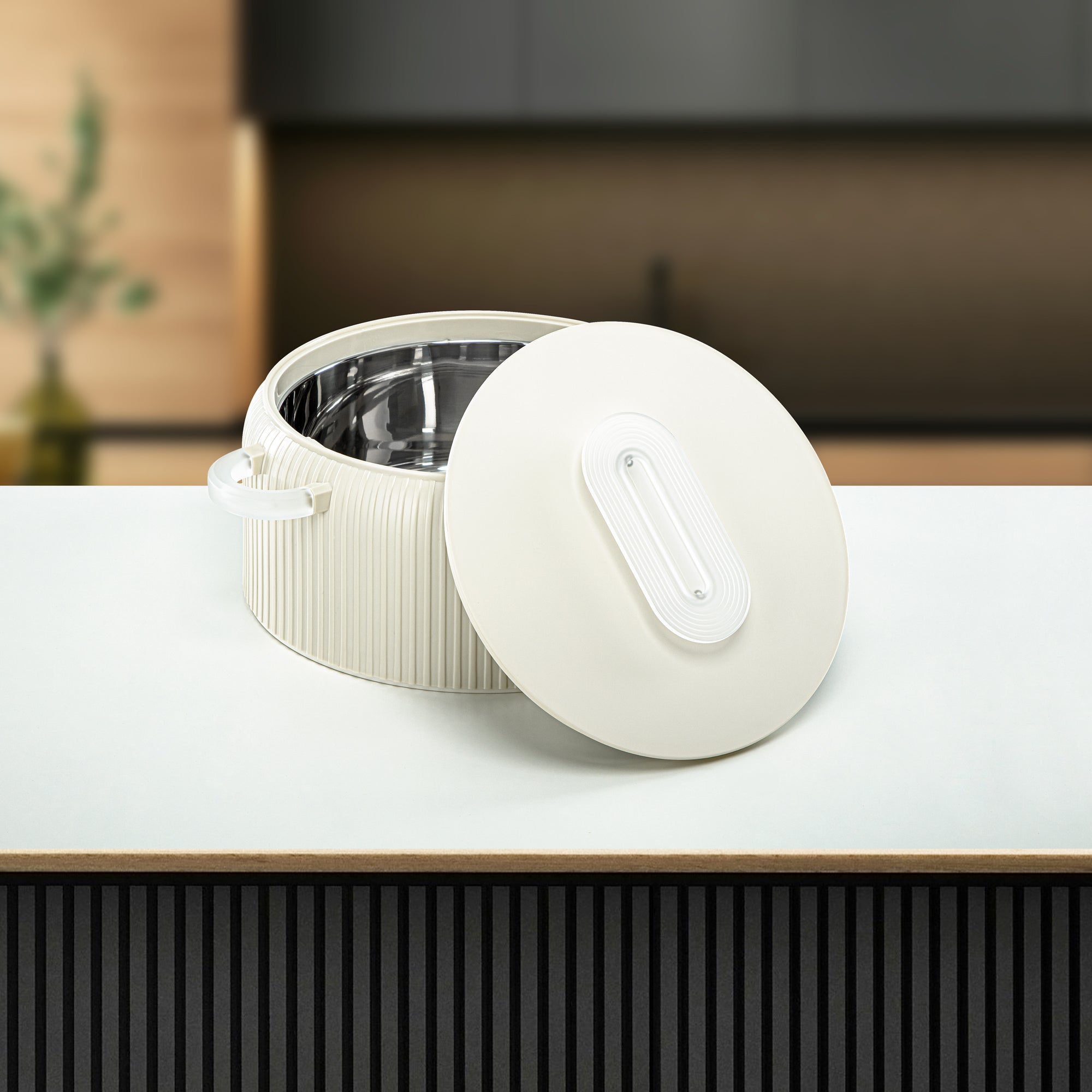 Almarjan Hot Pot Plastic, Set of 3 Pieces, Ivory & Frost, 2000ML + 4000ML + 6500ML (EK-200/400/650 MIV/FA) Ramadan Serveware