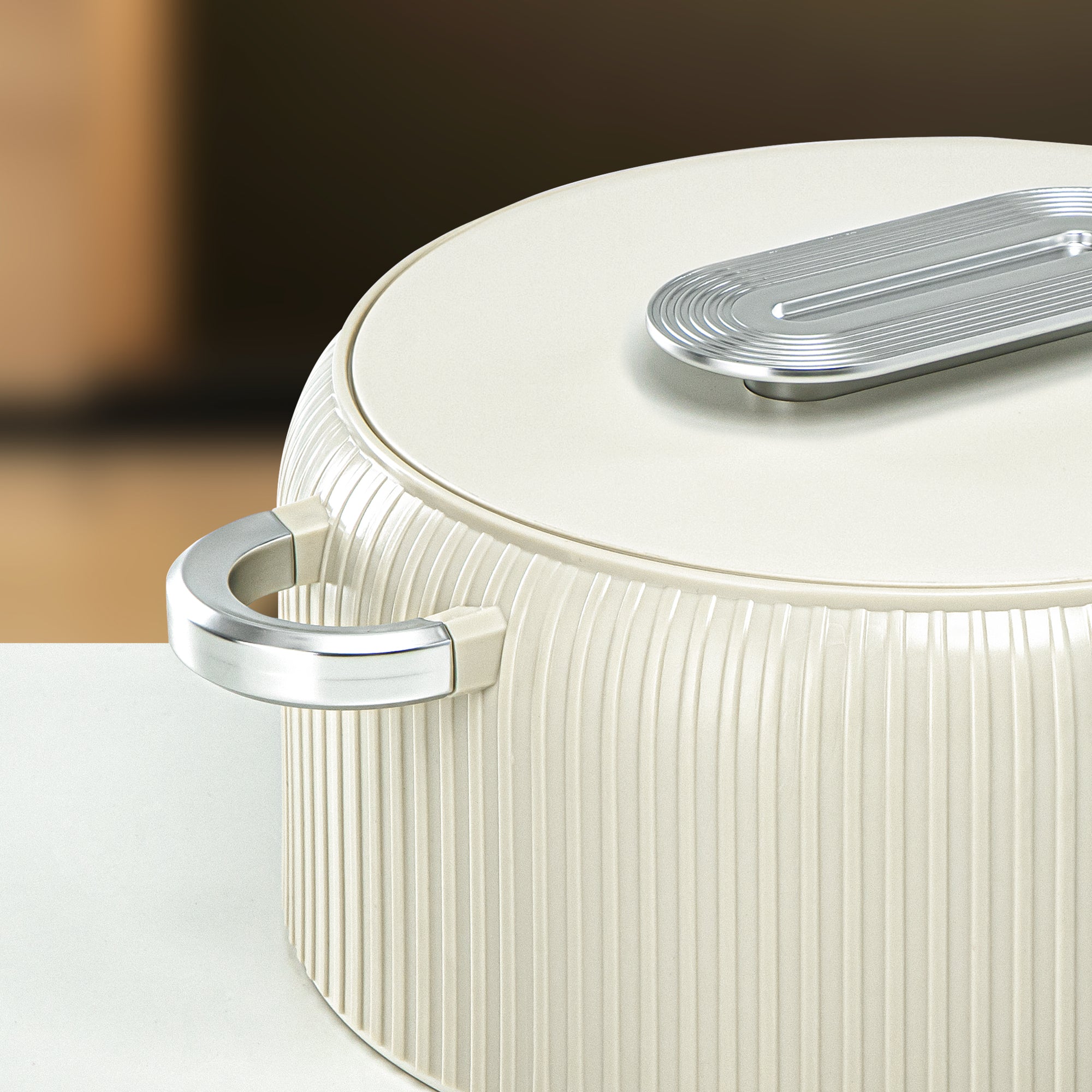 ألمرجان حرارات بلاستيك، مجموعة من 3 قطع، عاجي وفضي، 2000 مل + 4000 مل + 6500 مل (EK-200/400/650 MIV/MC) أدوات تقديم رمضان