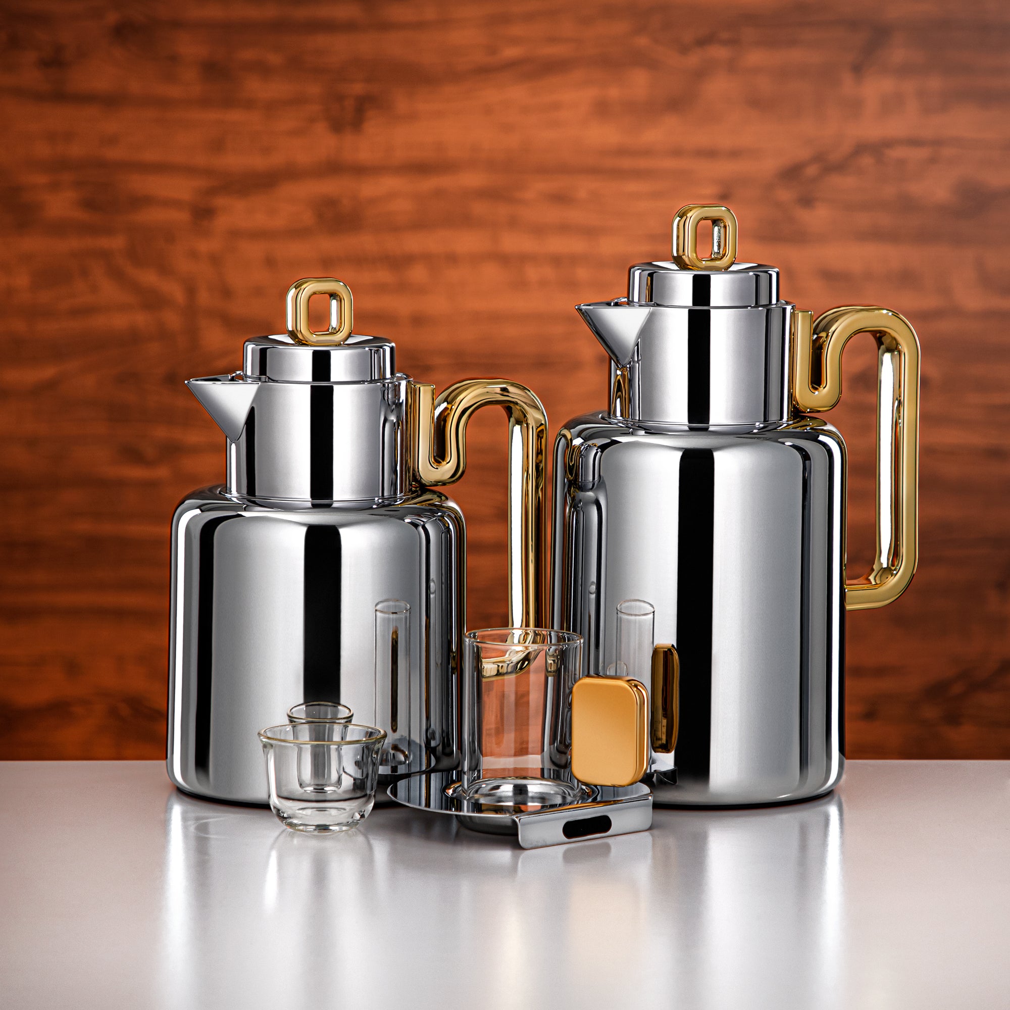 Almarjan Vacuum flask Set 0.5 liter & 1 liter silver & gold (FG815-21 C/G)