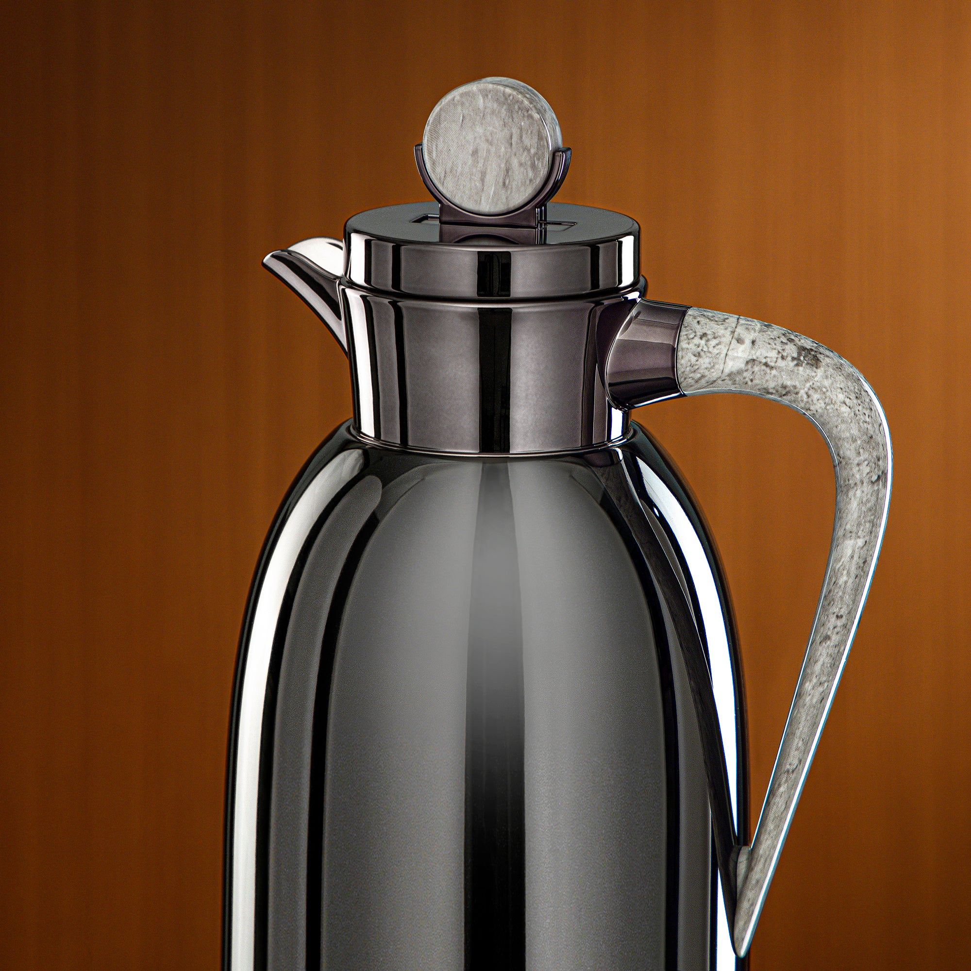 ترمس المرجان سعة 0.7 لتر باللون الأسود الفحمي والرخام