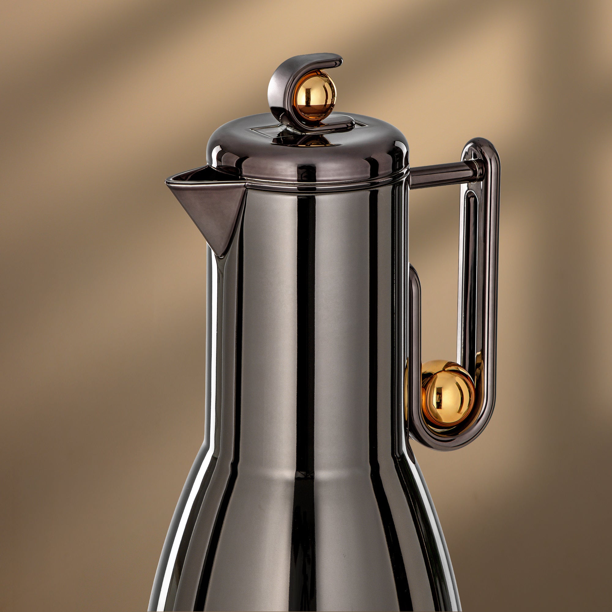 Almarjan Vacuum Flask Set, 2 Pieces – Gun Black & Gold