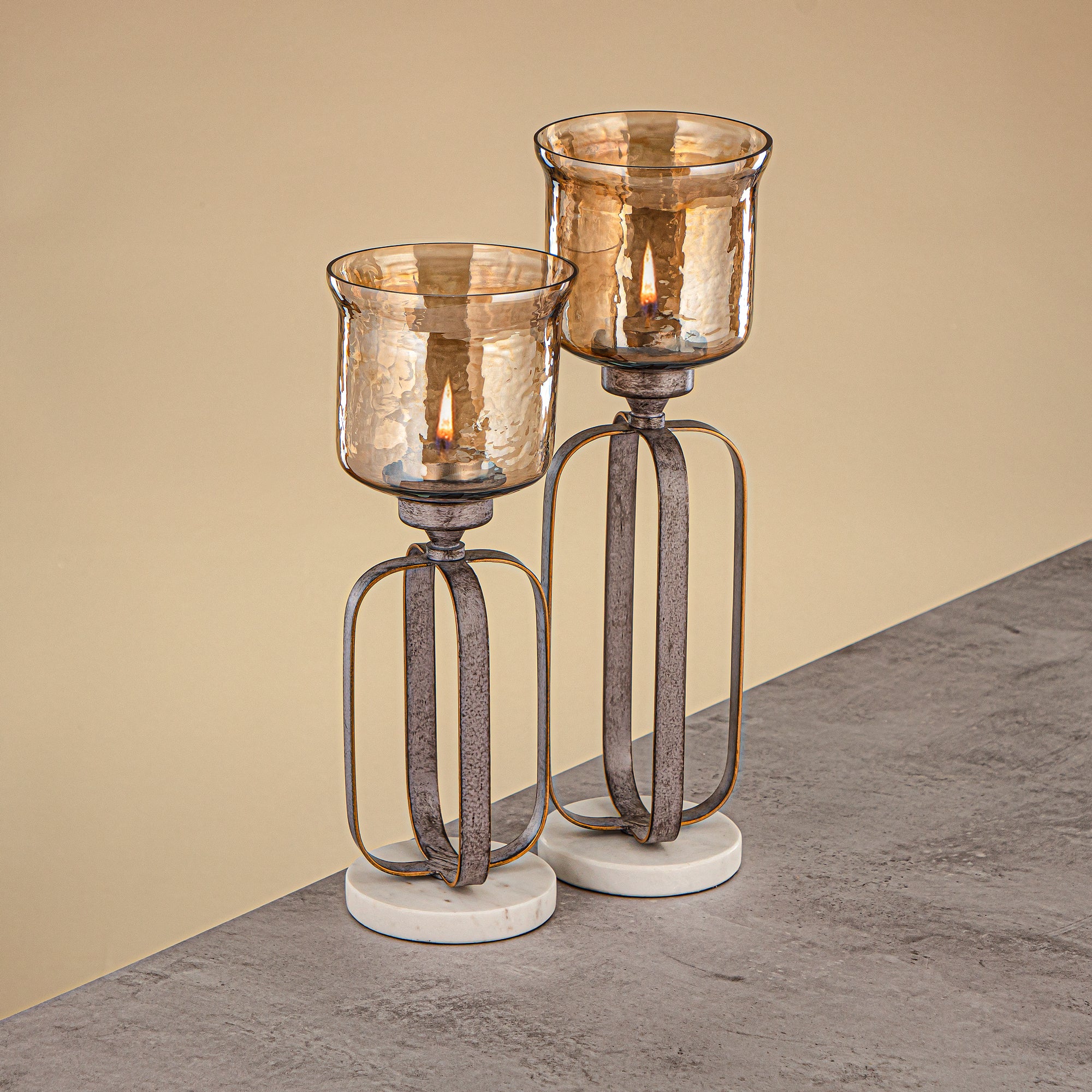 حامل شموع المرجان 37 سم فضي