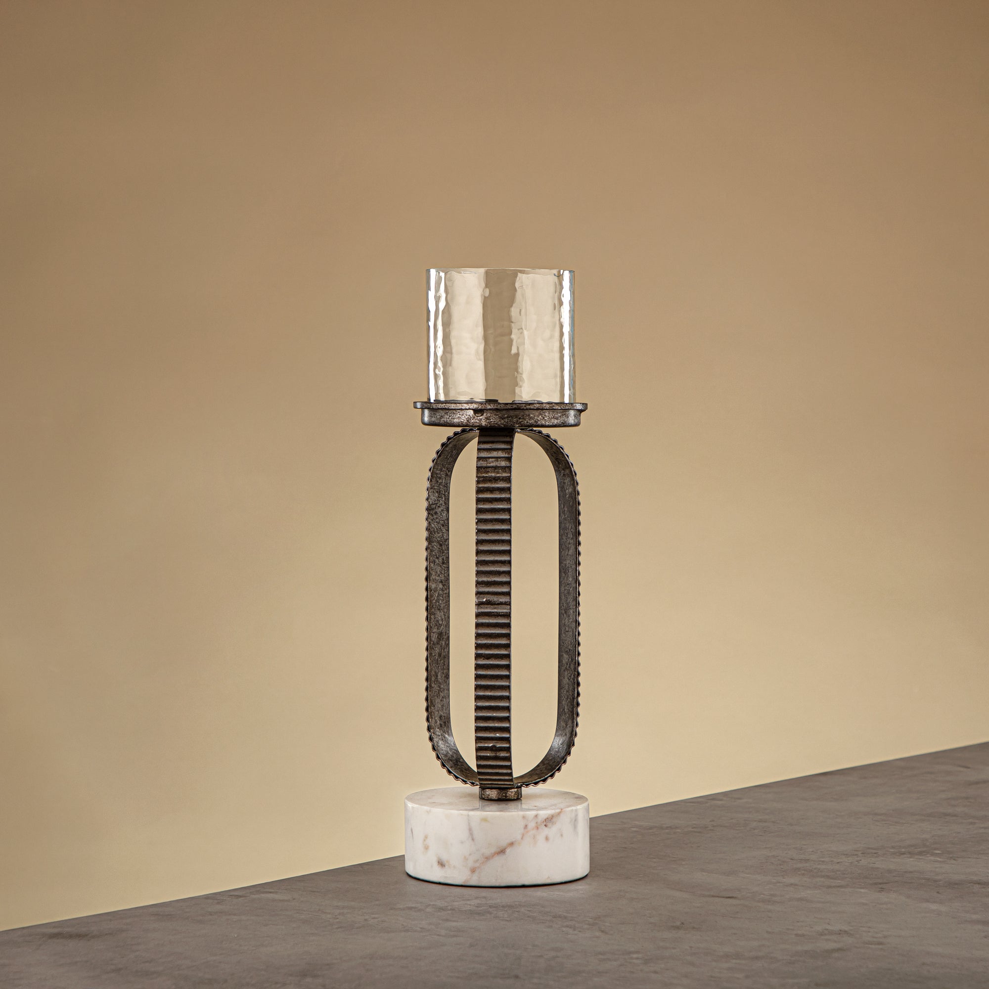 حامل شموع المرجان العمودي 34 سم فضي ريفي