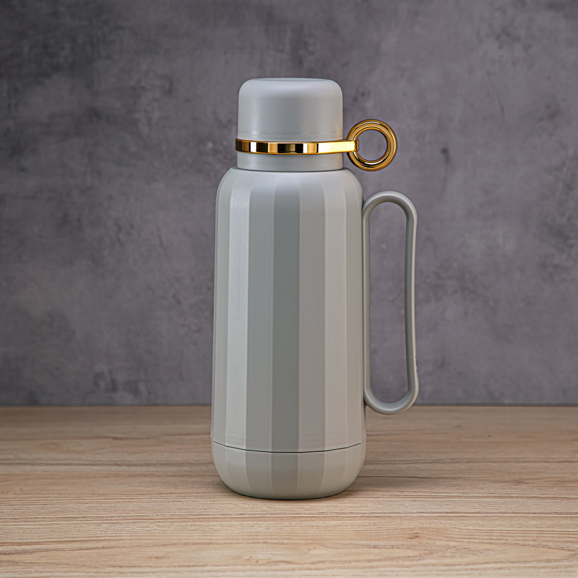 Almarjan 1 Liter Vacuum Flask Light Grey & Gold - GT101 MLGG