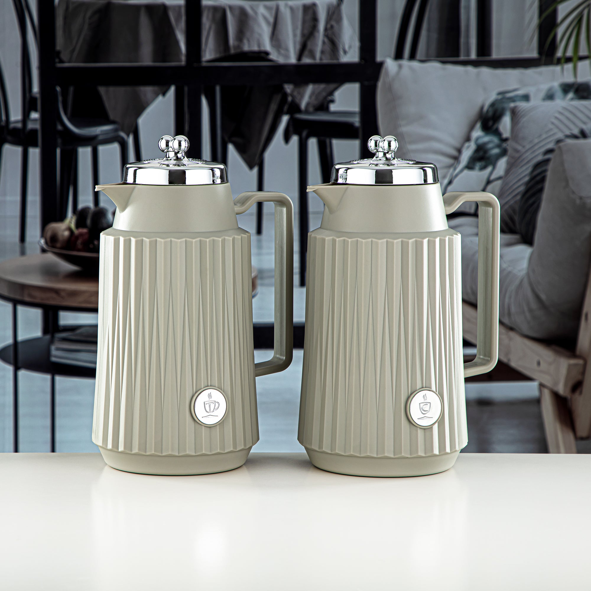 Almarjan 2 Pieces Vacuum Flask Set Soft Grey & Silver - GT111AB-100 SG/C