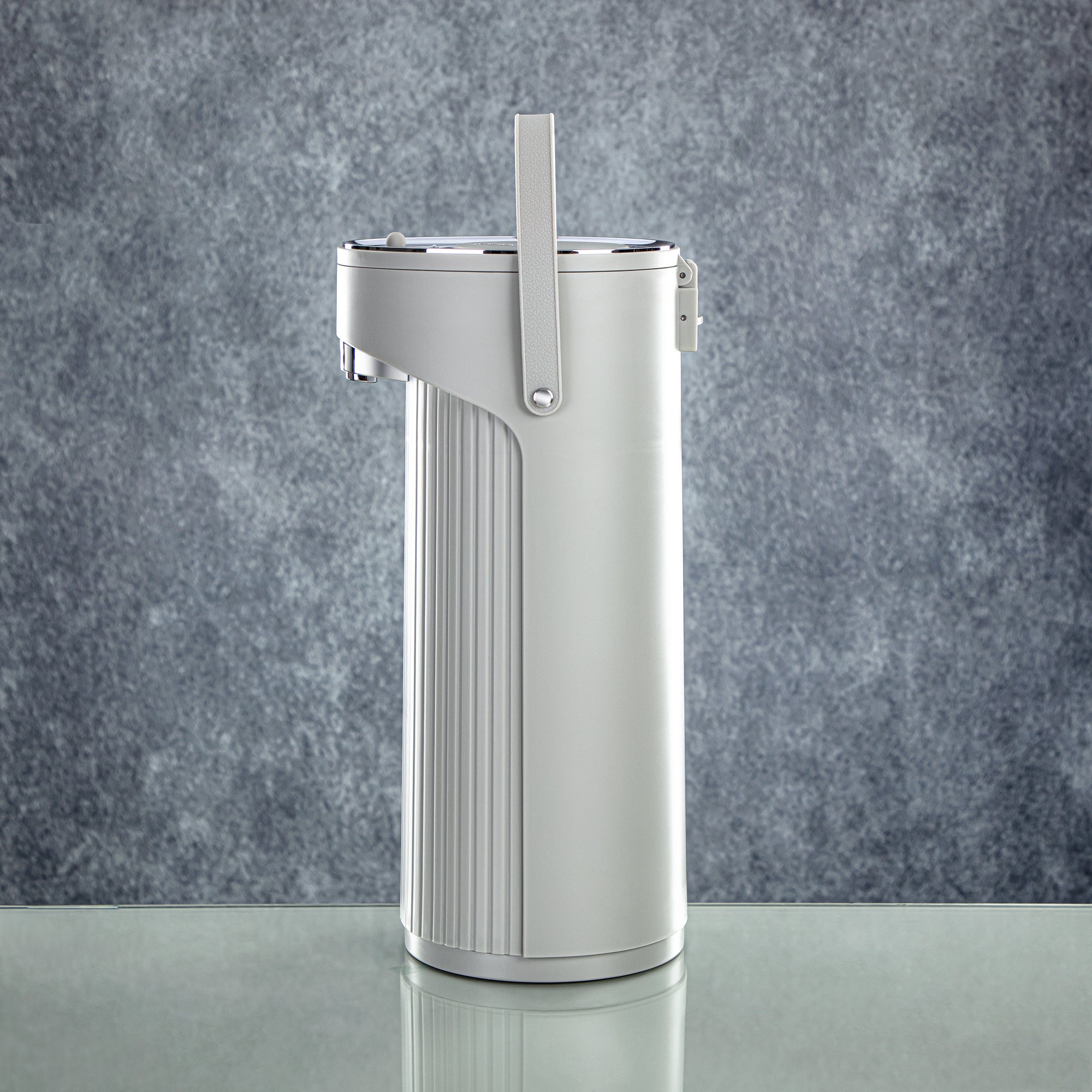 Almarjan 2.2 Liter Pump Vacuum Flask Light Grey & Silver - SM-2417A-220 LG/C