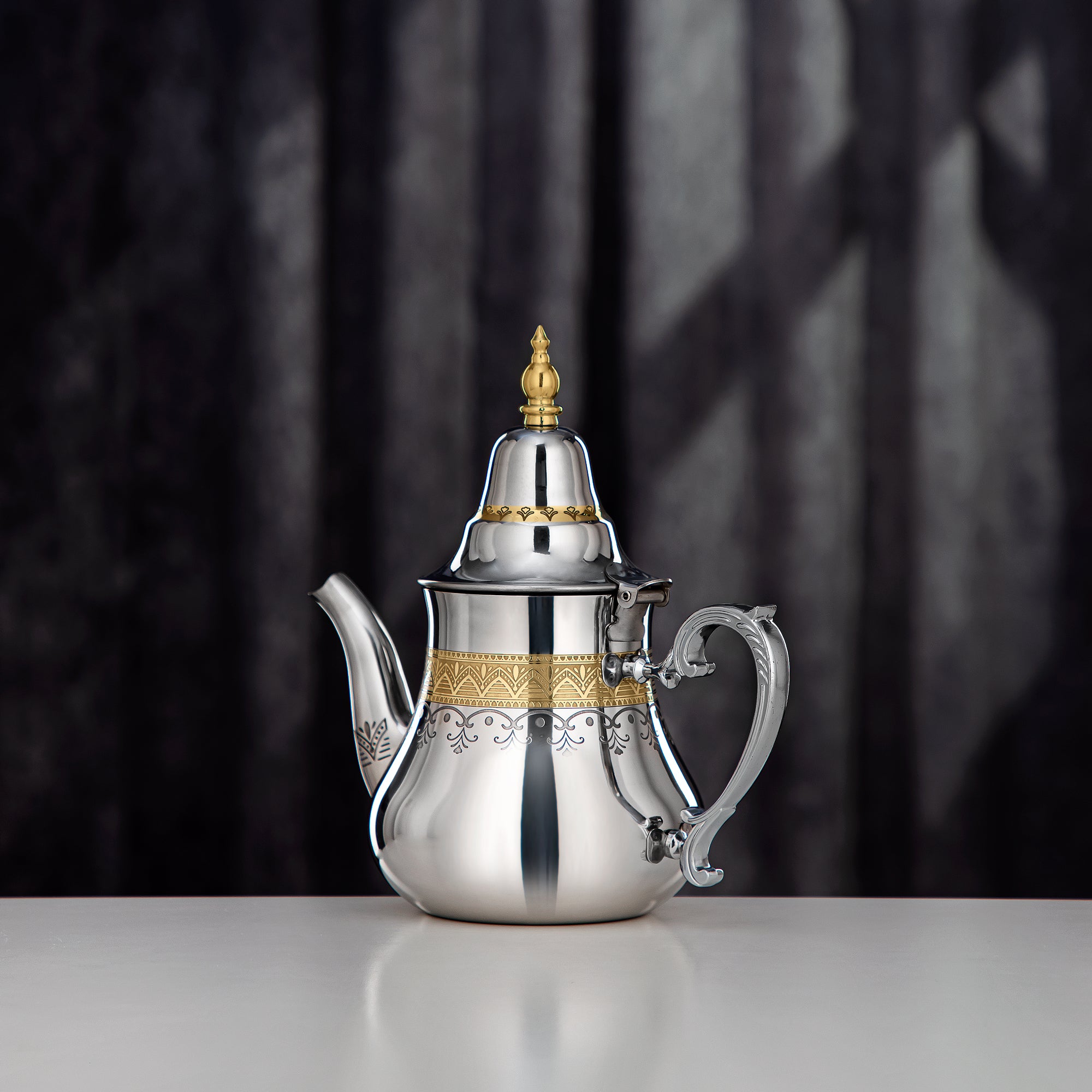 Almarjan Teapot Stainless Steel, Silver & Gold, 0.8L (STS0013166) Sahara Collection