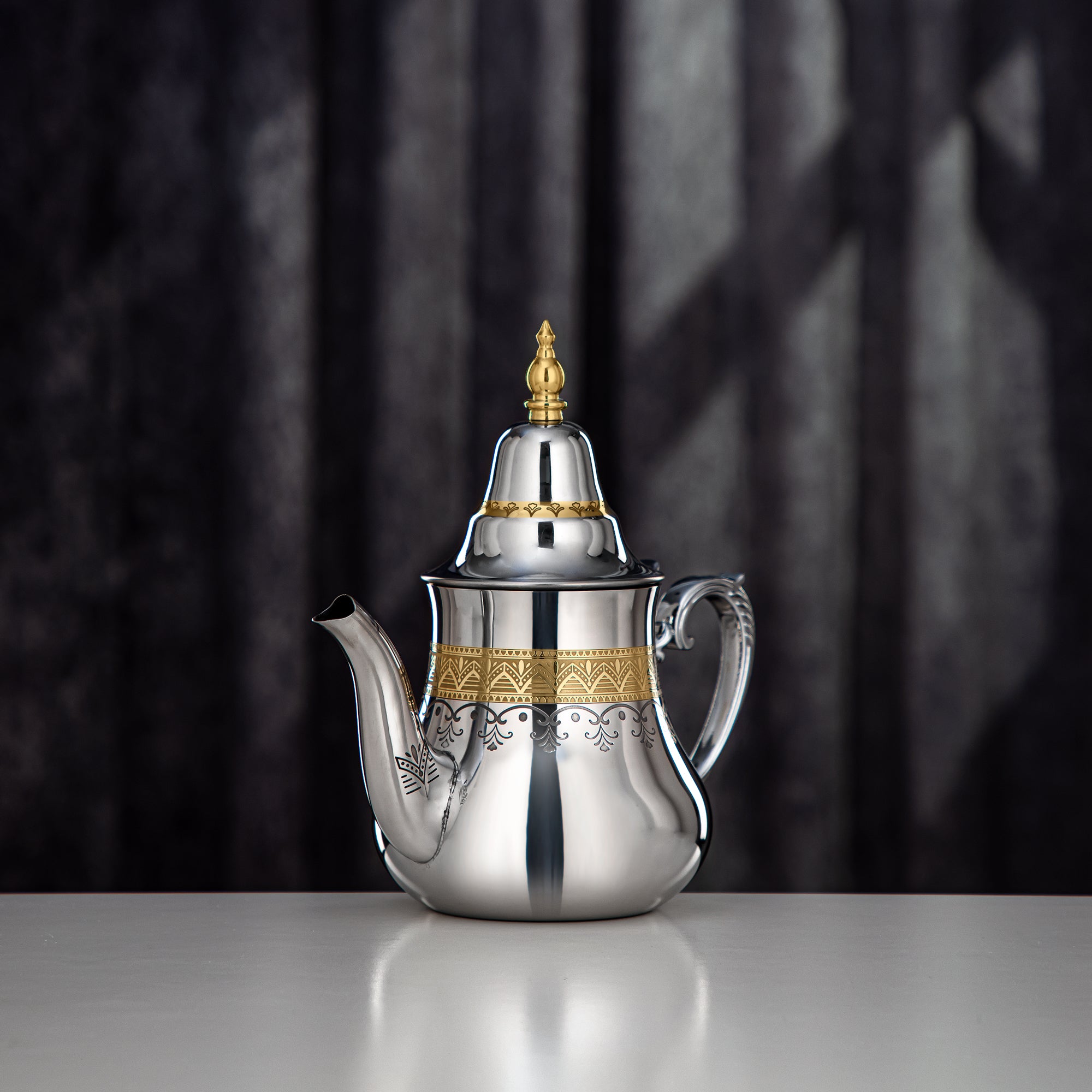 Almarjan Teapot Stainless Steel, Silver & Gold, 0.8L (STS0013166) Sahara Collection