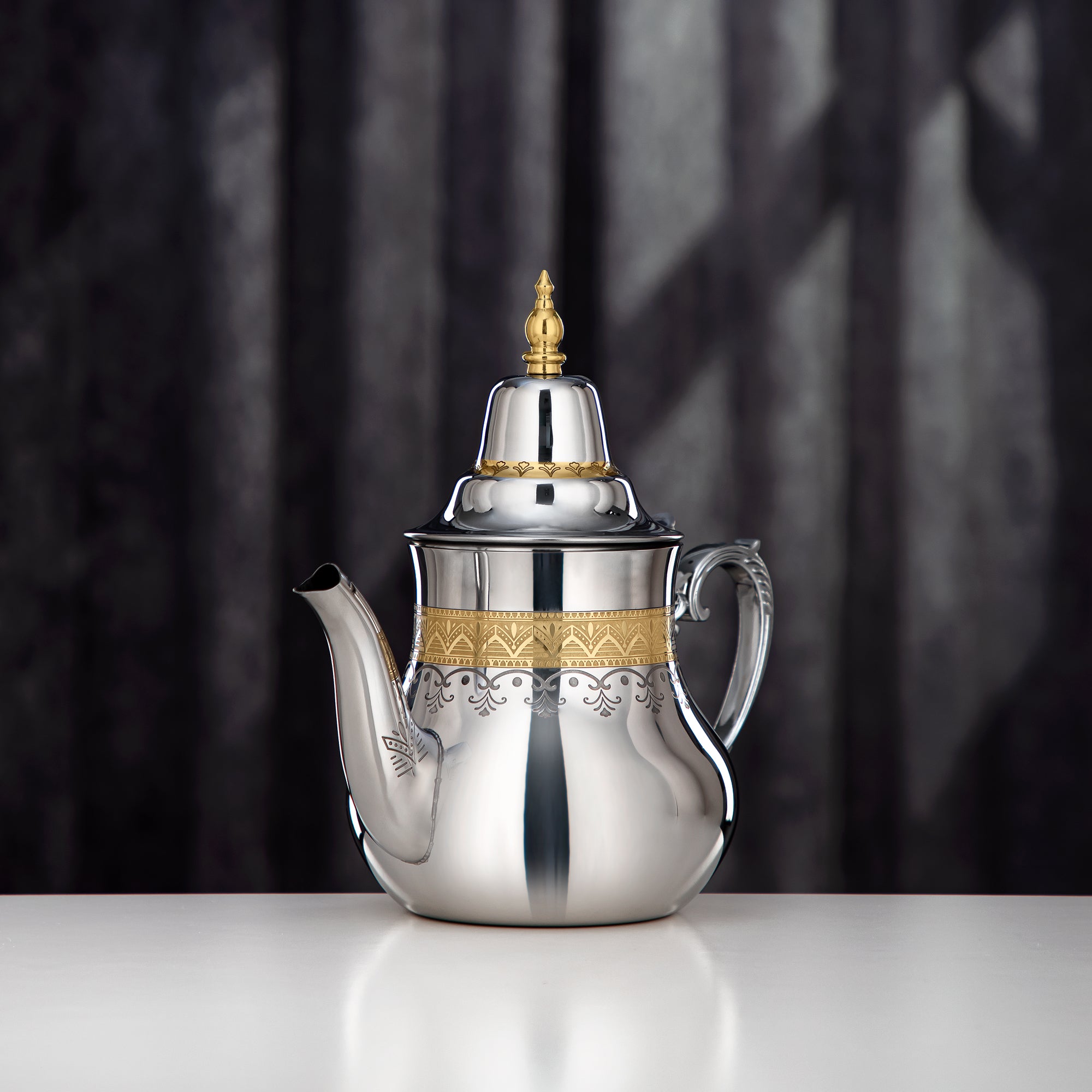 Almarjan Teapot Stainless Steel, Silver & Gold, 1.1L (STS0013167) Sahara Collection