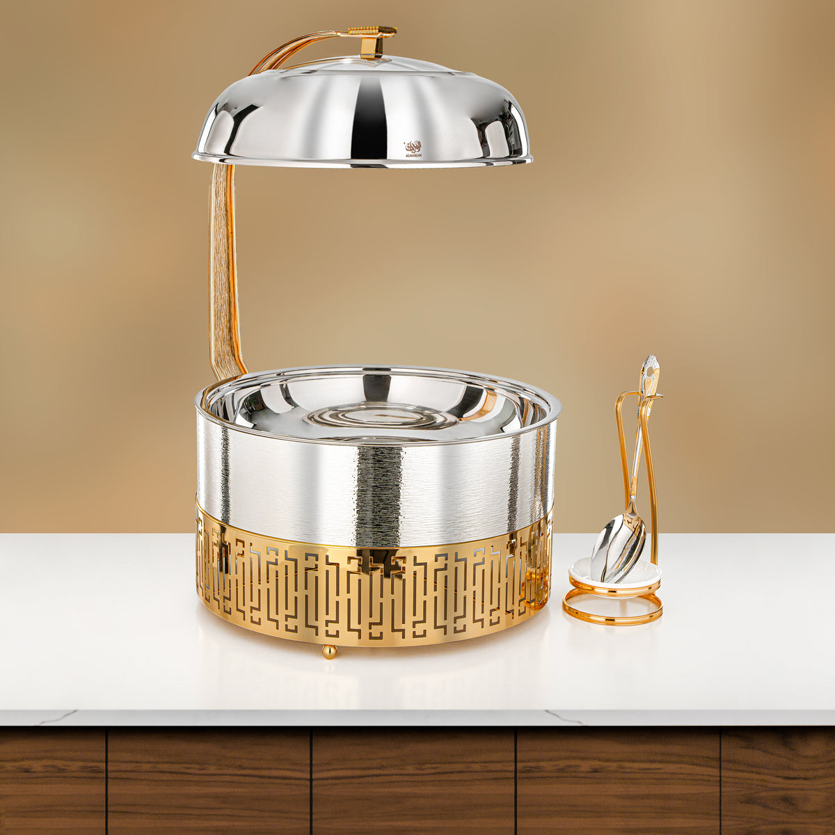 Almarjan 6.5 Lit Chafing Dish, Brushed Silver & Gold