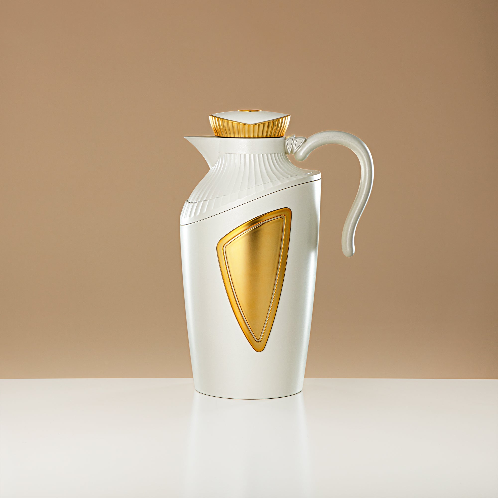 Almarjan 2 Pieces Vacuum Flask Set Matt White & Gold - UWP-0700/1000 Q330YZE22