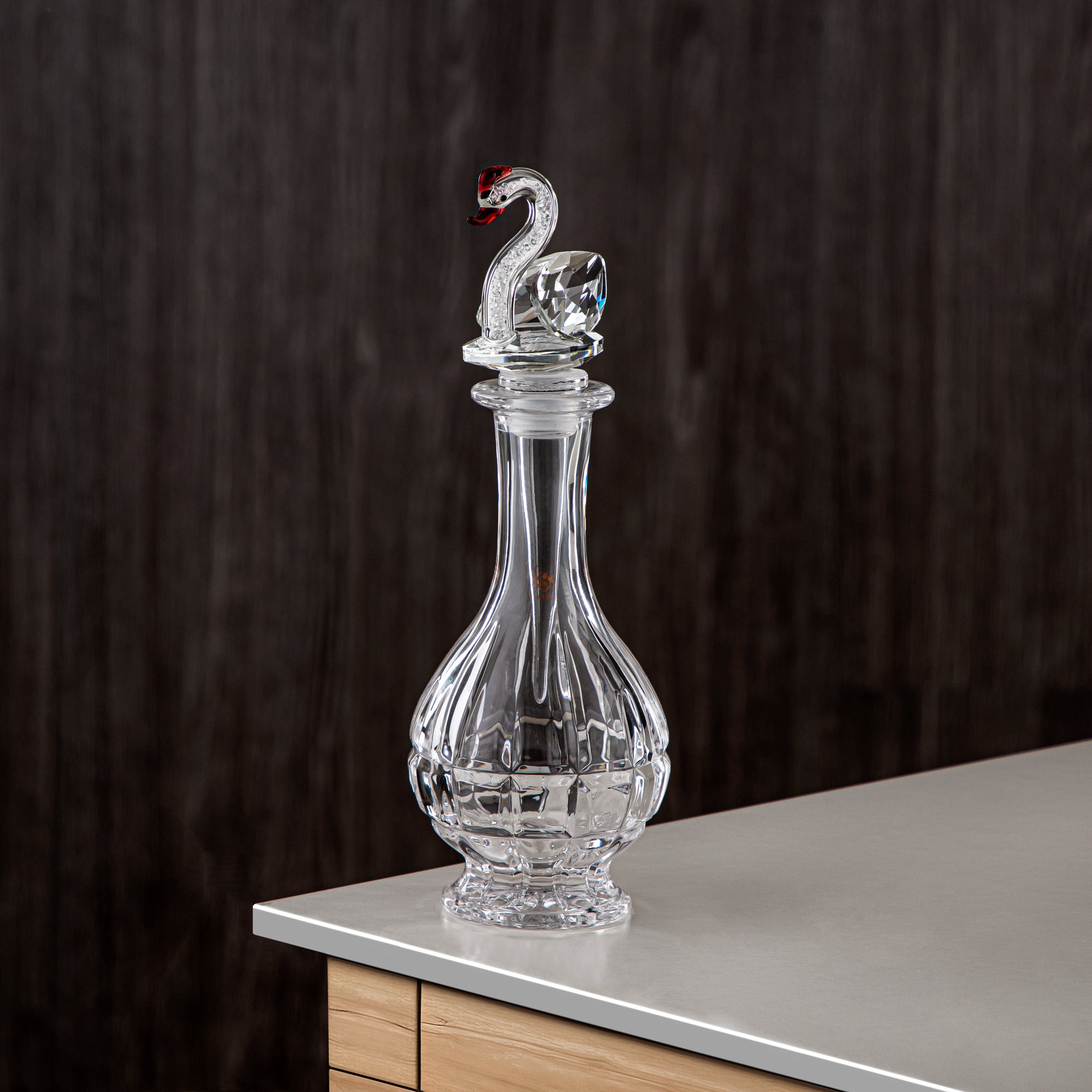 Almarjan Perfume Bottle 200ML (VR-D21-5-Clear) - Glass with Swan Knob | Swan Collection